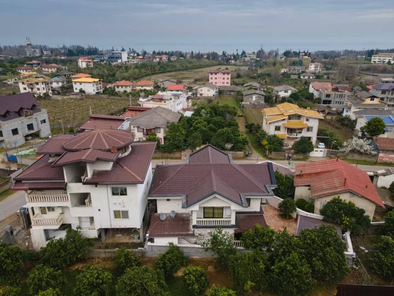 اجاره ویلا استخر سرپوشیده آبگرم در رامسر - سفید تمشک