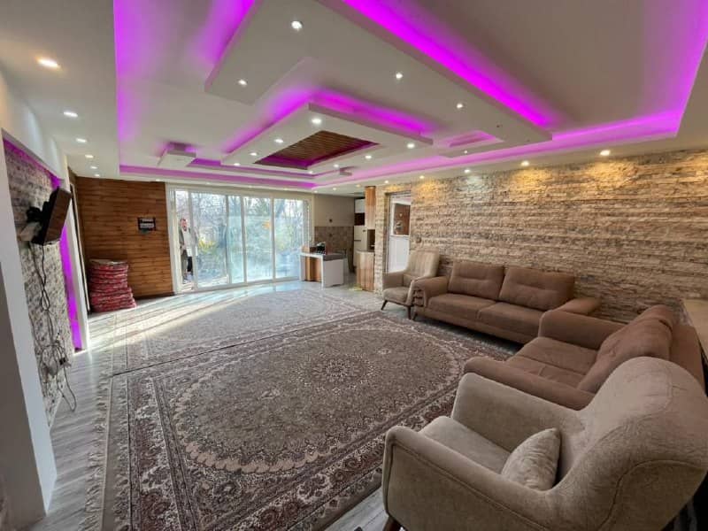 اجاره باغ ویلا با استخر آبگرم در باغبهادران-دوخوابه 90 متری