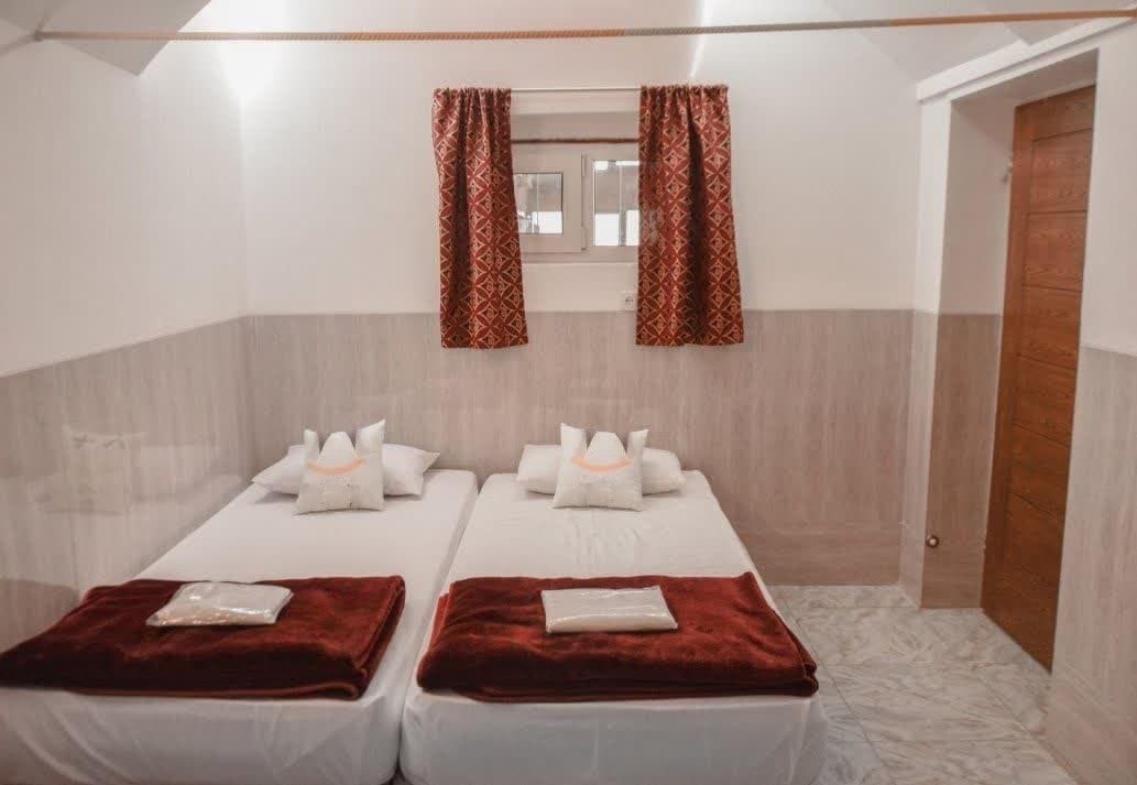 اجاره اقامتگاه سنتی در یزد - دوتخته سینگل