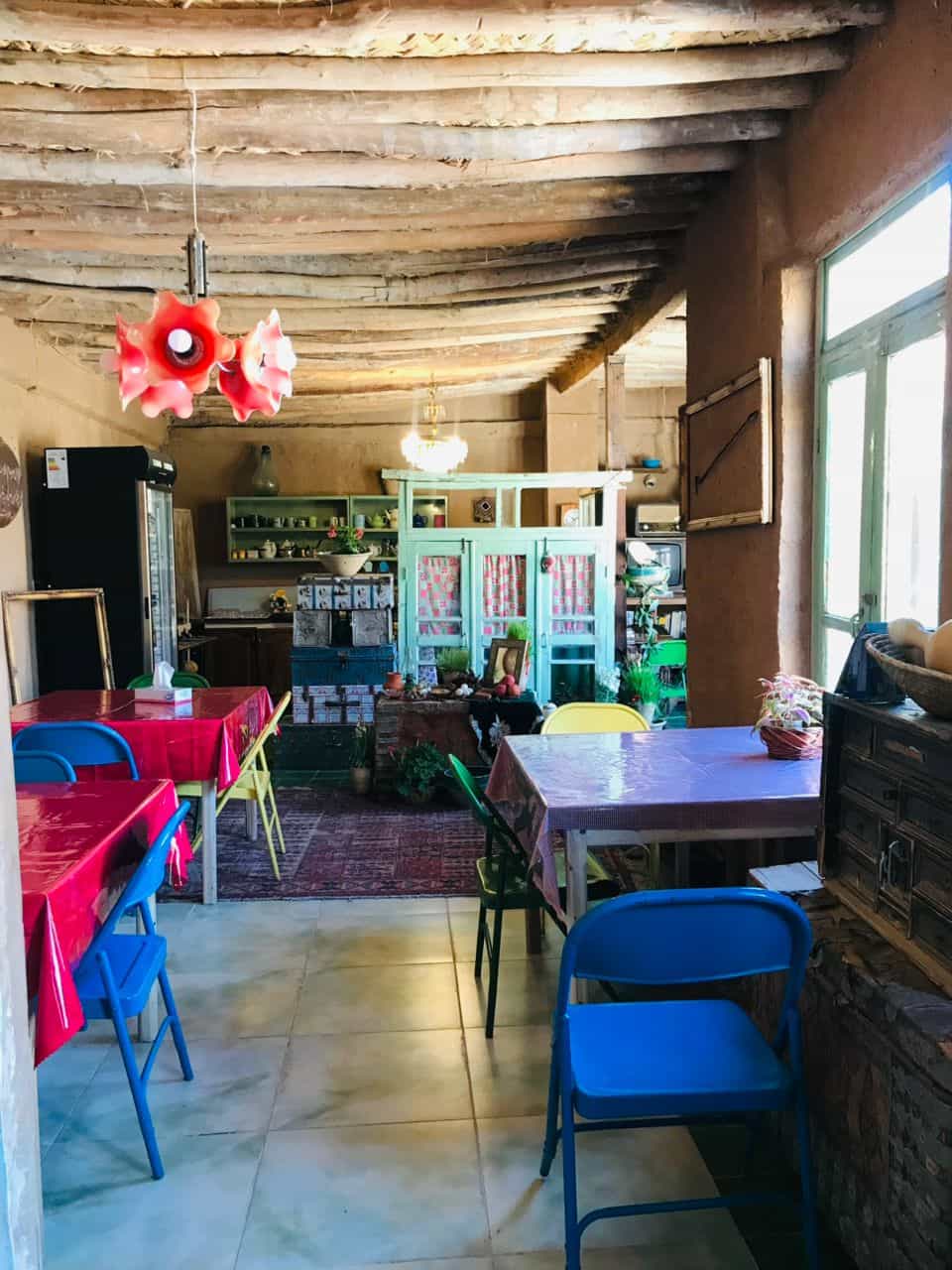 اجاره بوم گردی سنتی در آباده فارس-کف خواب بدون مستر