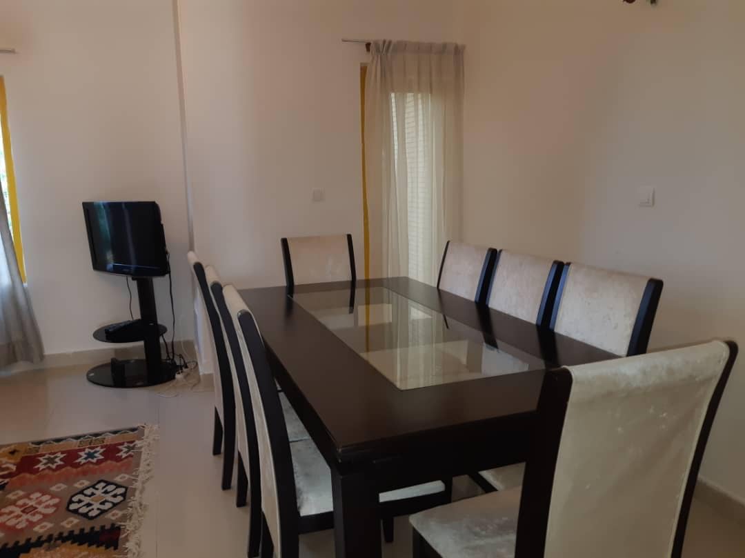 اجاره آپارتمان مبله در فاز 4 صدف دوخوابه طبقه ی دو