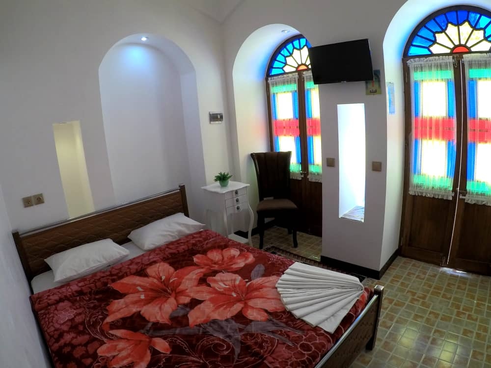 اجاره بومگردی سنتی در کمال الملک کاشان - 2 تخته مستر