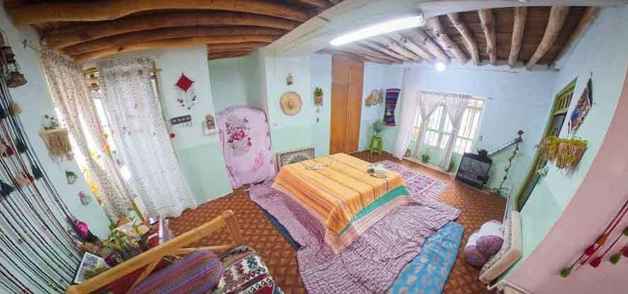 اجاره اتاق سنتی در درسجین ابهر - دورهمی