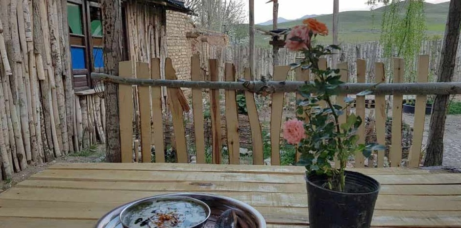 اجاره اتاق سنتی در درسجین ابهر - دورهمی