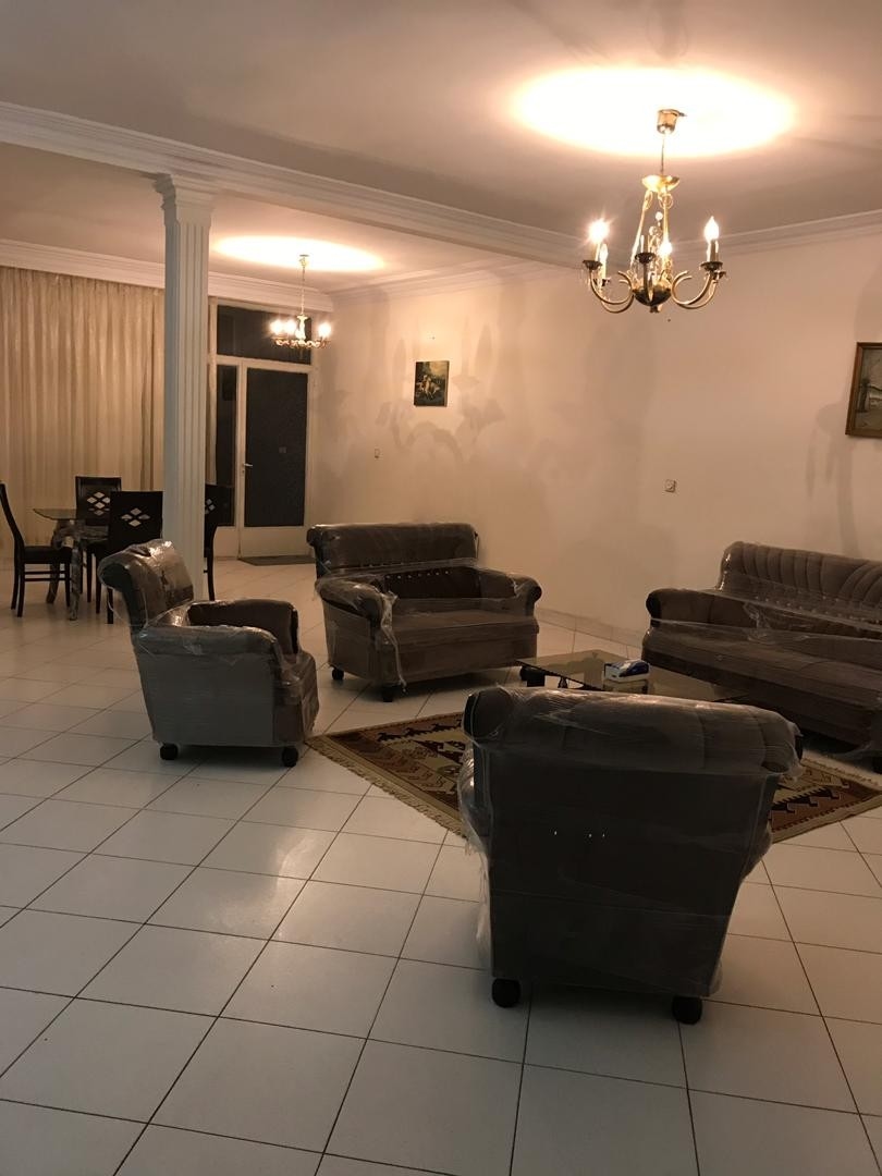 اجاره آپارتمان مبله دوخوابه در امیر آباد تهران - طبقه ی دوم 180 متری