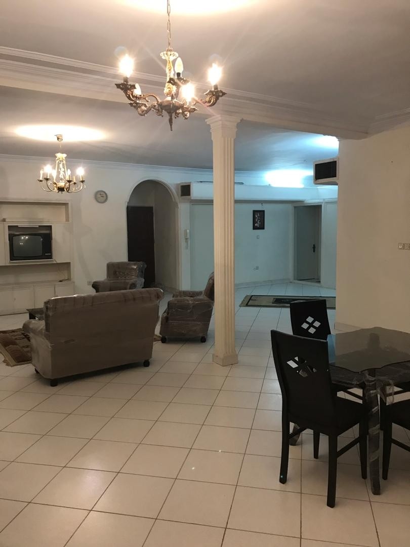 اجاره آپارتمان مبله دوخوابه در امیر آباد تهران - طبقه ی دوم 180 متری