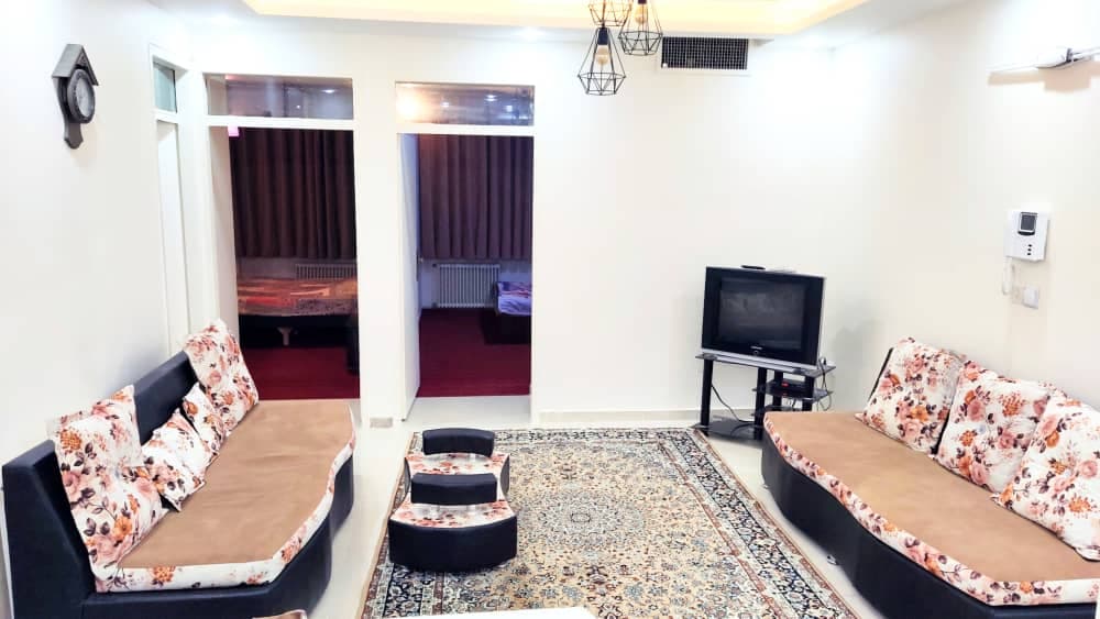 اجاره آپارتمان مبله در خیابان کاشانی اصفهان-دوخوابه همکف