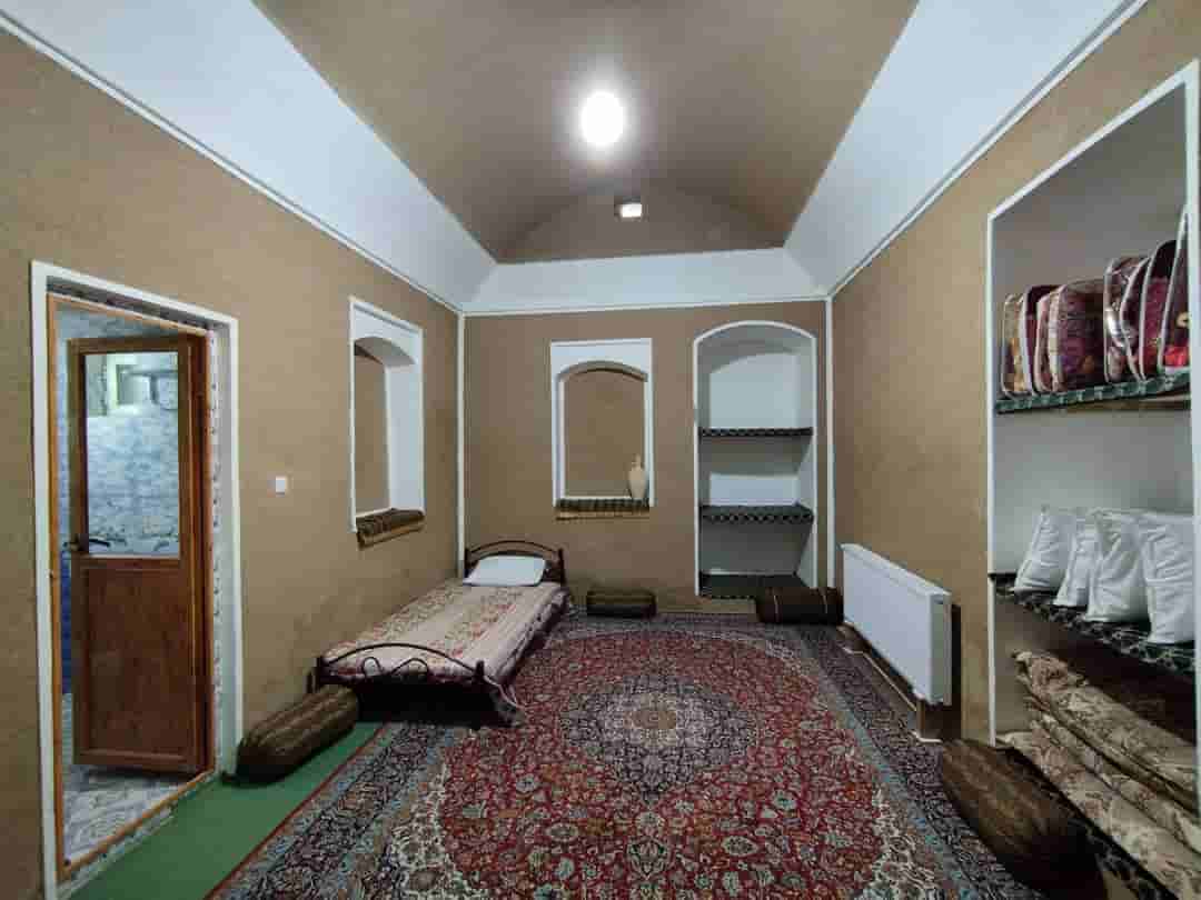 عکس اجاره اتاق سنتی در ورزنه - اتاق یک