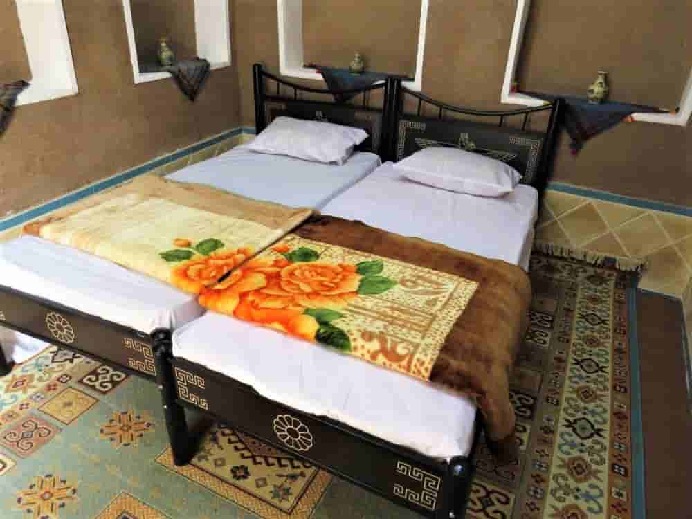 عکس اجاره اتاق بومگردی دوتخته در بهشتی ورزنه-اتاق یک