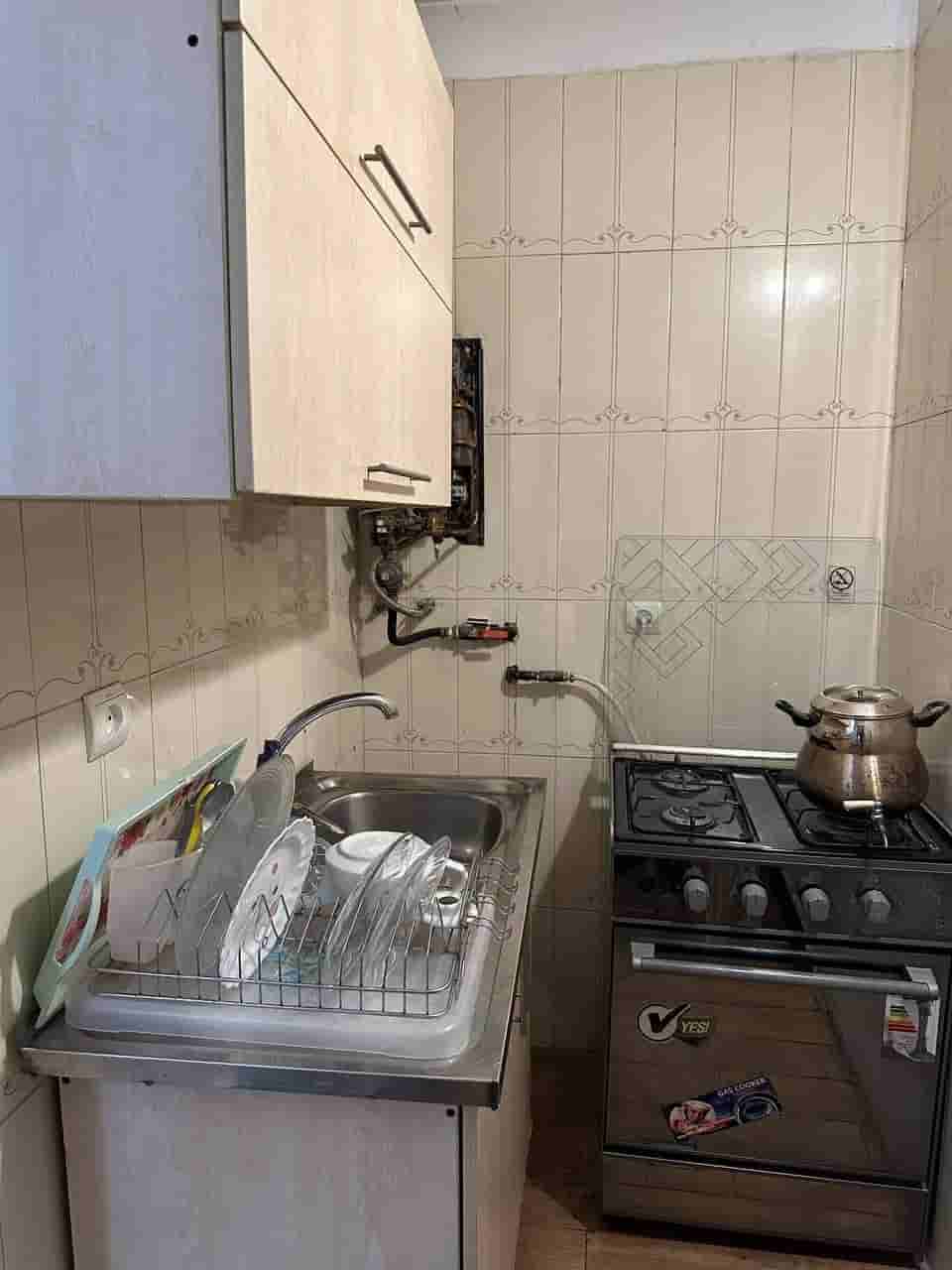 عکس اجاره سوئیت در جمهوری - مرکز شهر تهران طبقه ی سوم