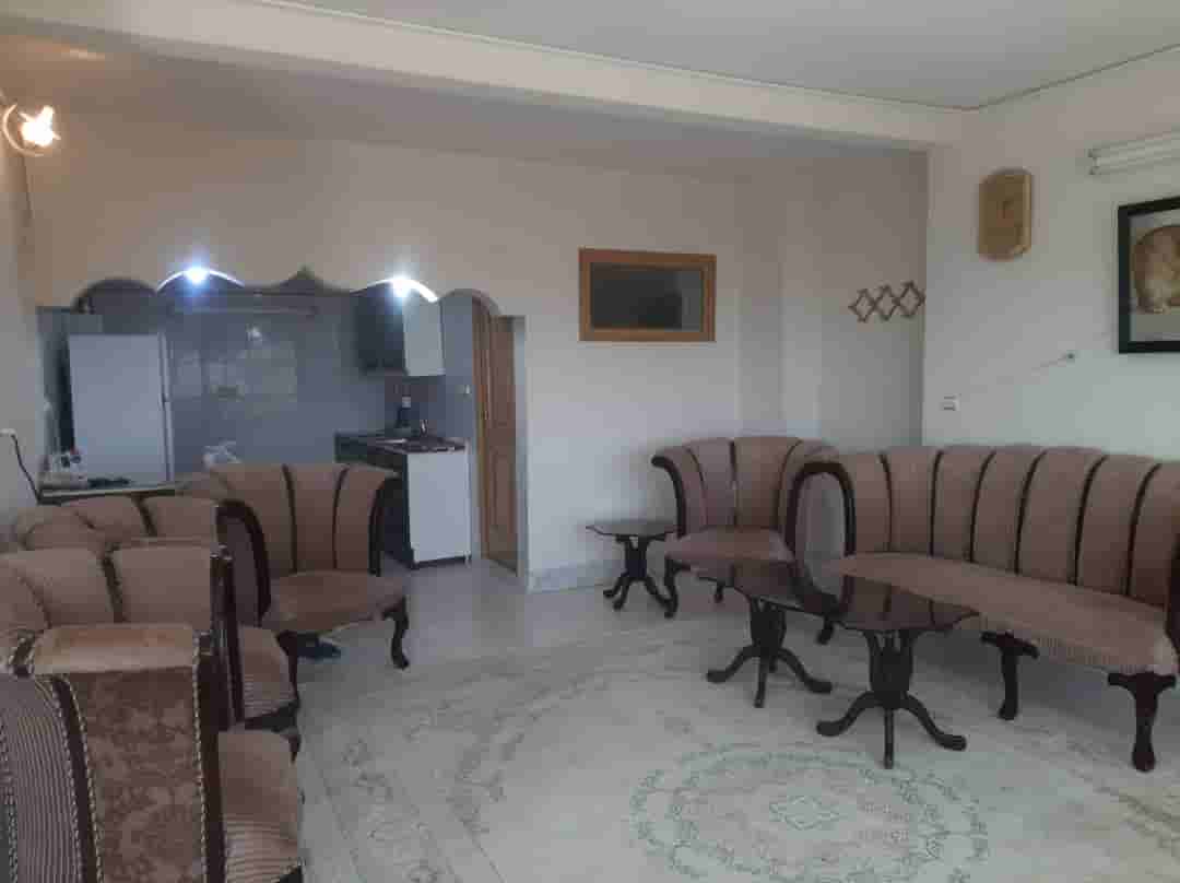 عکس اجاره ویلا با ویو رو به دریاچه در داخل دهکده چادگان