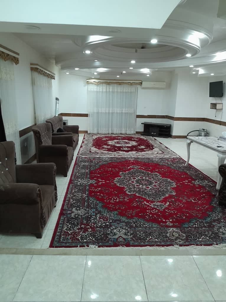 اجاره آپارتمان مبله نزدیک ساحل در فرح آباد - طبقه دوم
