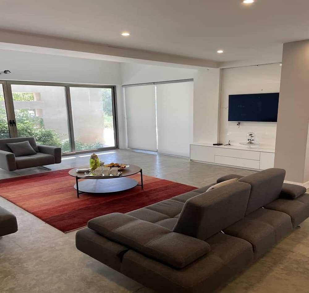 اجاره ویلا با جکوزی آبگرم و استخر در قلات - شیراز