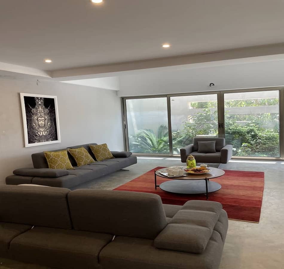 اجاره ویلا با جکوزی آبگرم و استخر در قلات - شیراز