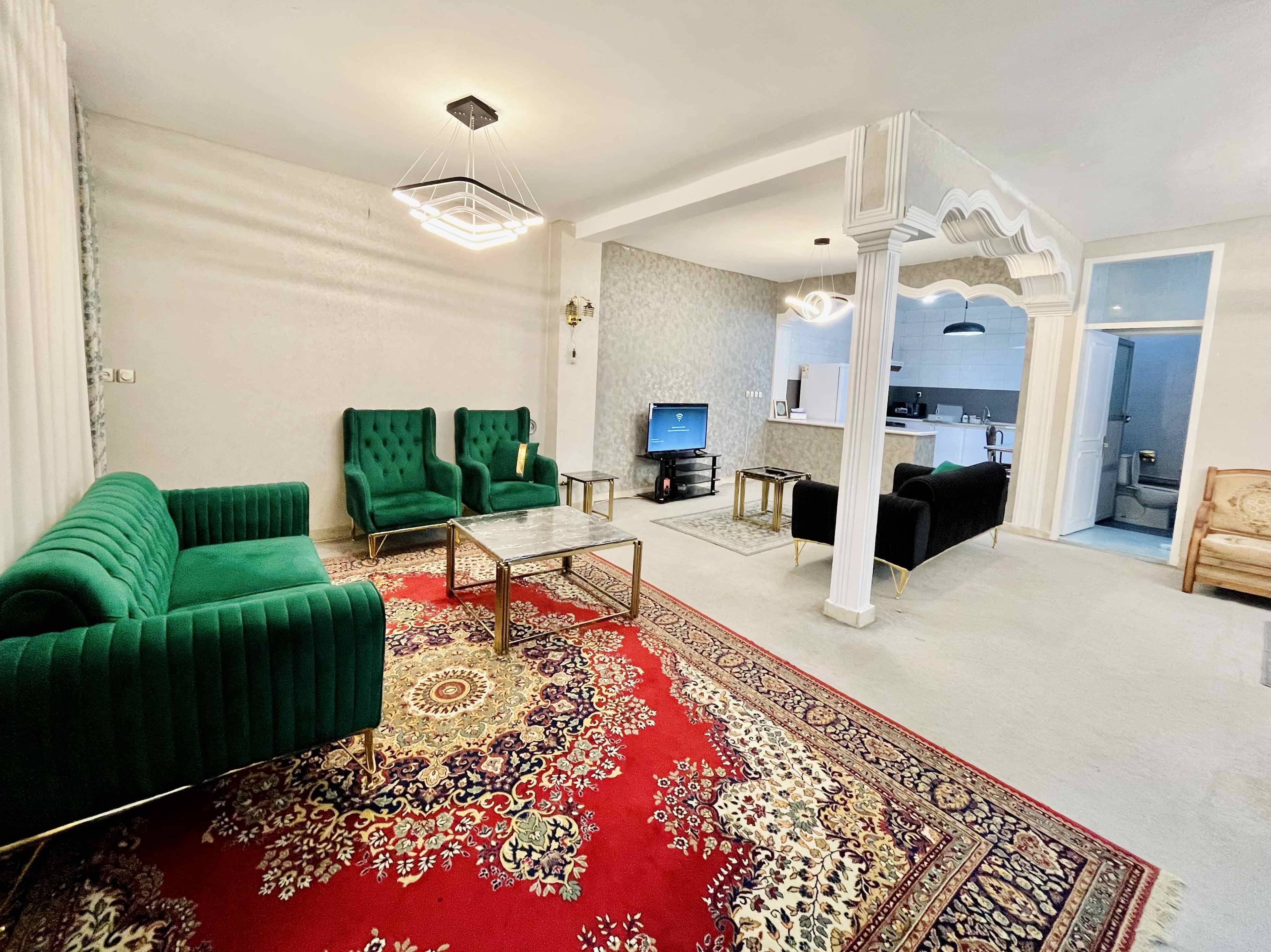 اجاره منزل ویلایی مبله در بلواربهشتی - شیراز