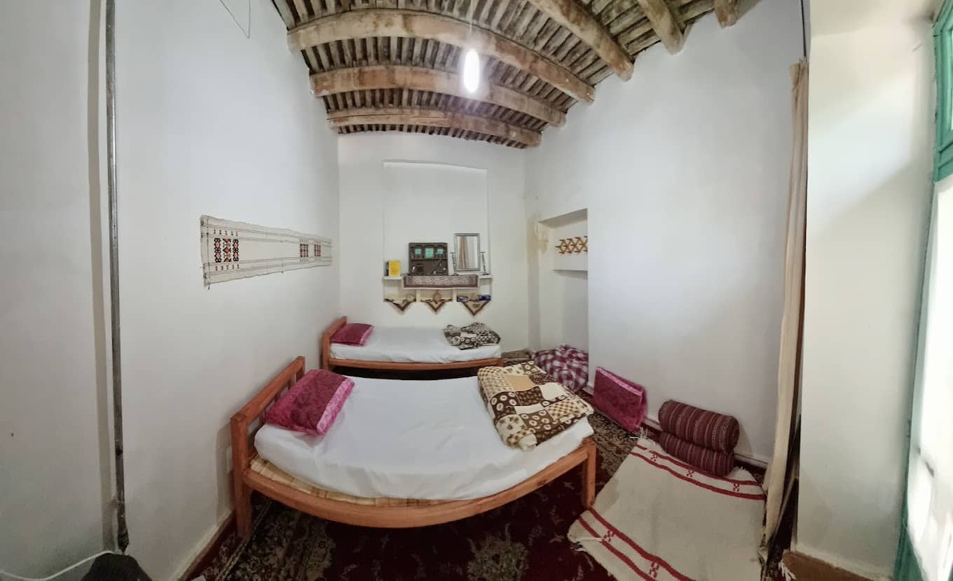 اجاره اتاق 2تخته در بویین میان دشت اصفهان