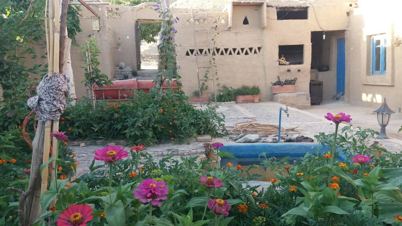 اجاره اقامتگاه و خانه سنتی در قلعه بالا بیارجمند - اتاق 3