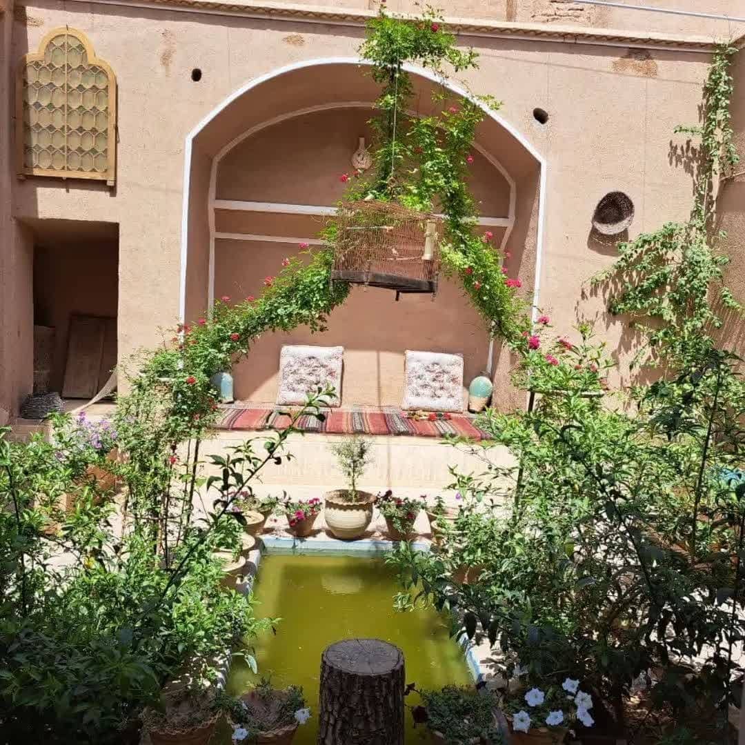 اجاره اقامتگاه سنتی در یزد - دوتخته سینگل