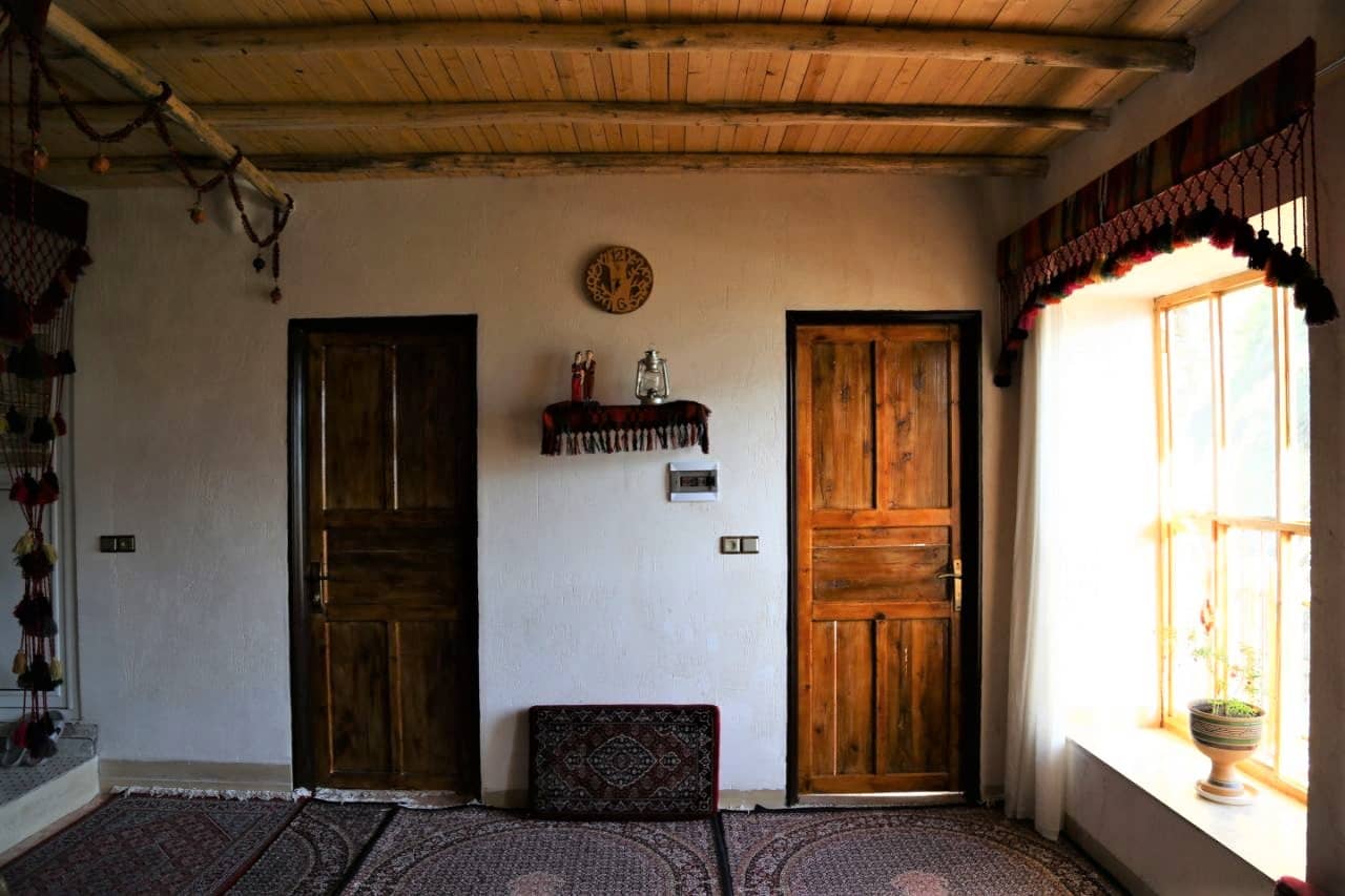 اجاره اقامتگاه بومگردی در روستای نجار پاوه - یک