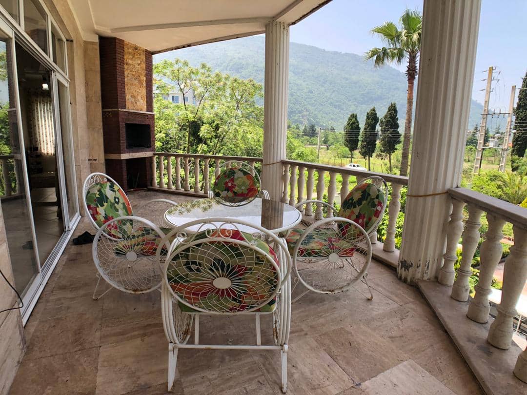 اجاره ویلا با استخر سرپوشیده در چکاوک رامسر