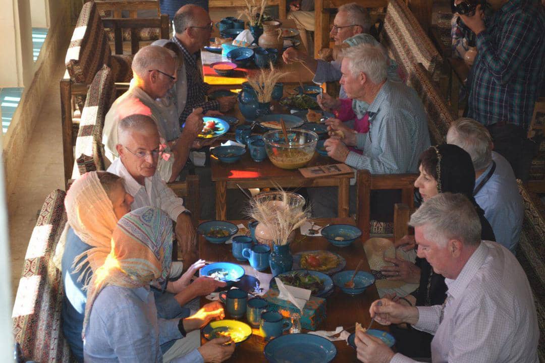 اجاره اتاق 4نفره در رادکان چناران - ارگ رادکان