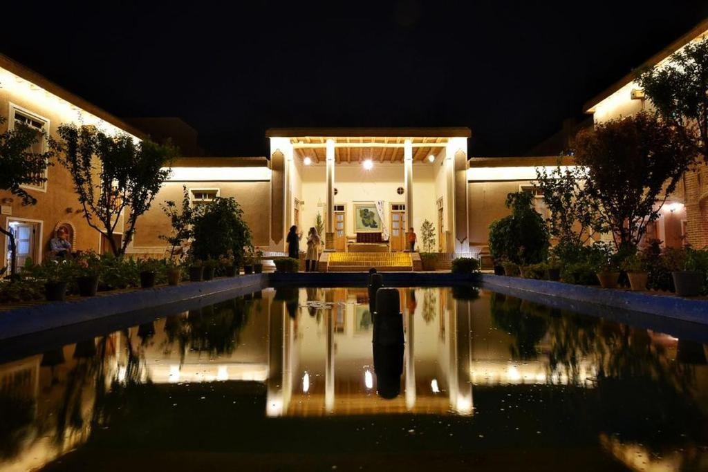 رزرو اقامتگاه بومگردی در رادکان چناران