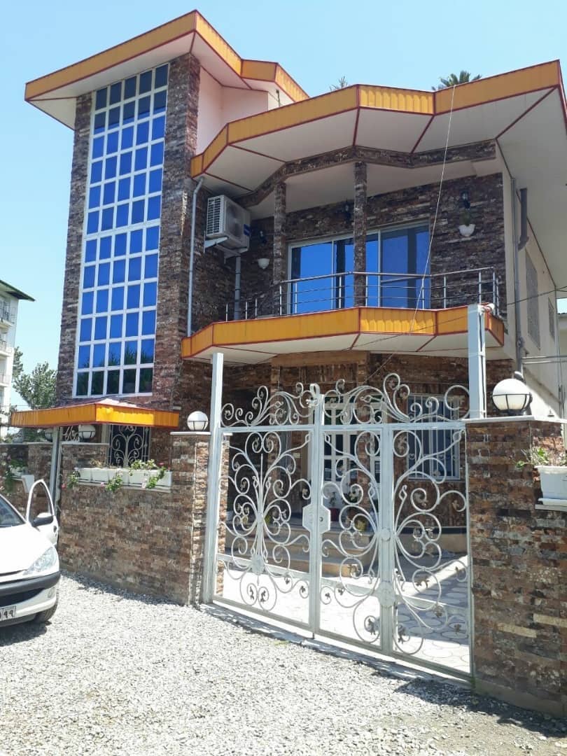 اجاره ویلا با استخر سرپوشیده در بهارستان رامسر