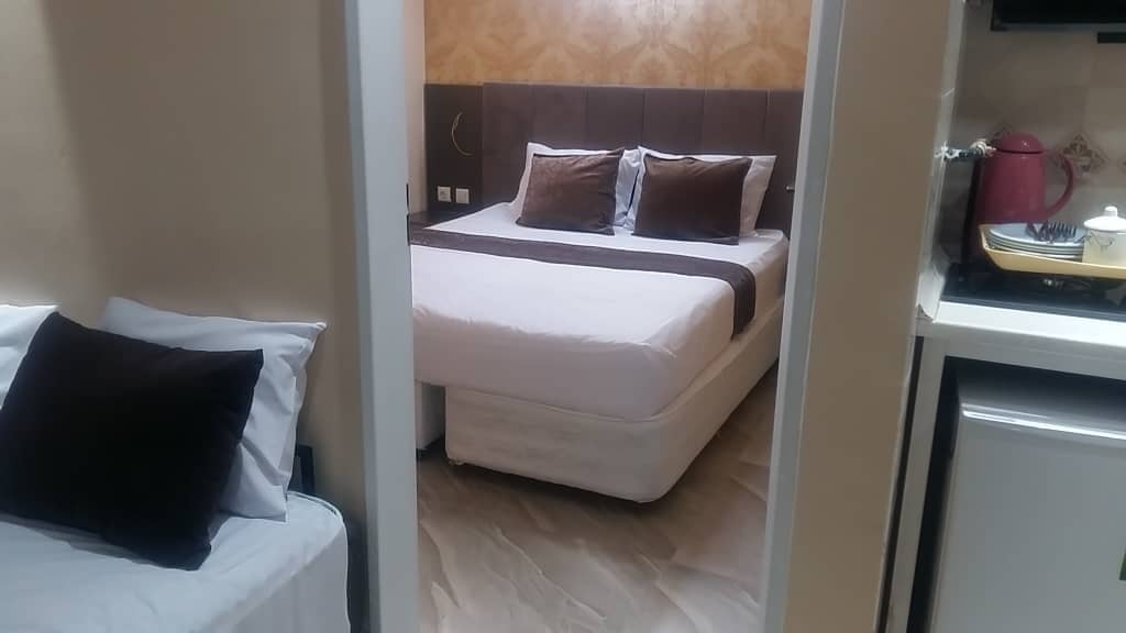 اجاره هتل آپارتمان تکخواب در بازار رضا مشهد