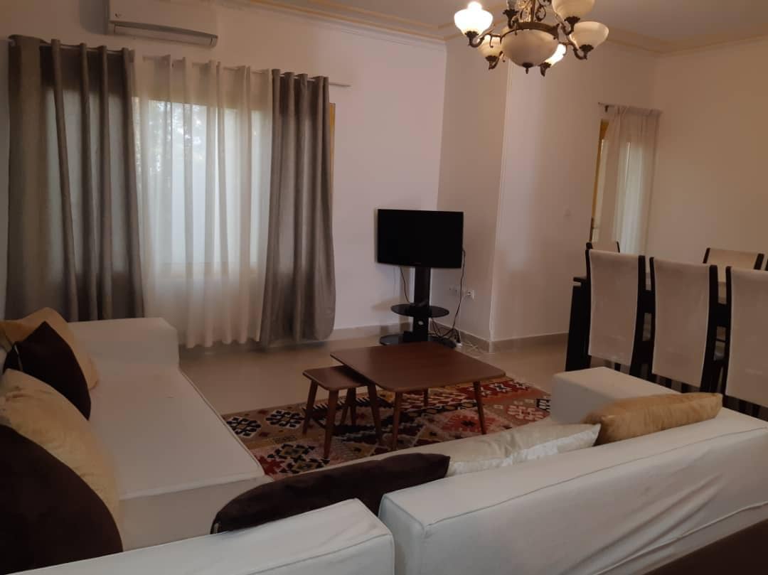 اجاره آپارتمان مبله در فاز 4 صدف دوخوابه طبقه ی دو