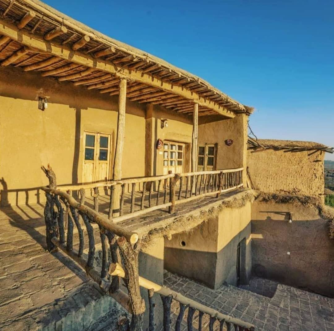 اجاره اتاق روستایی در ایور کاشمر - ریوش