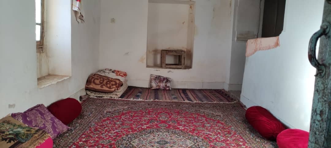 اجاره اقامتگاه بومگردی در ایور کاشمر - ریوش