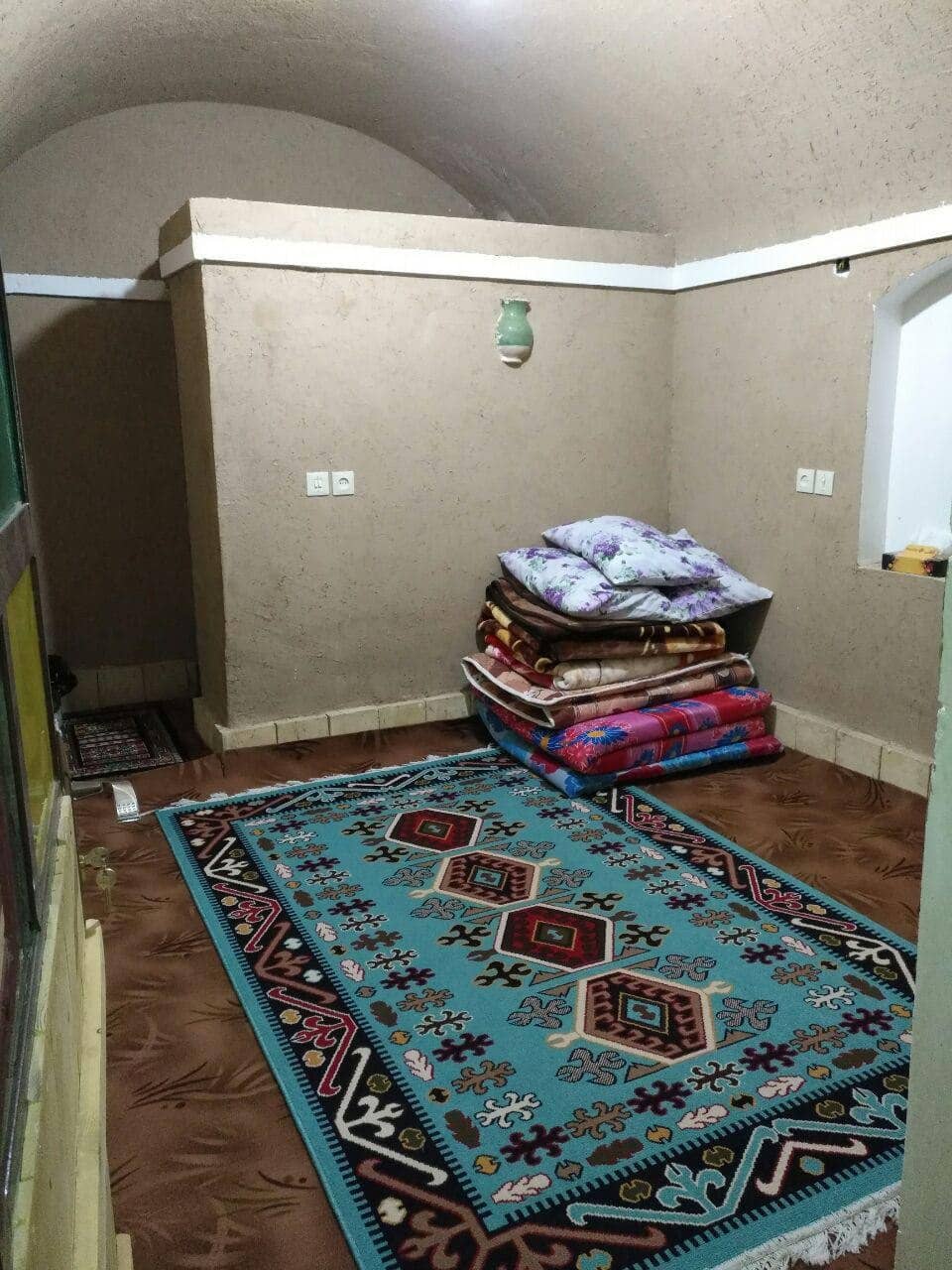 اجاره اقامتگاه و اتاق بومگردی در کردآباد طبس