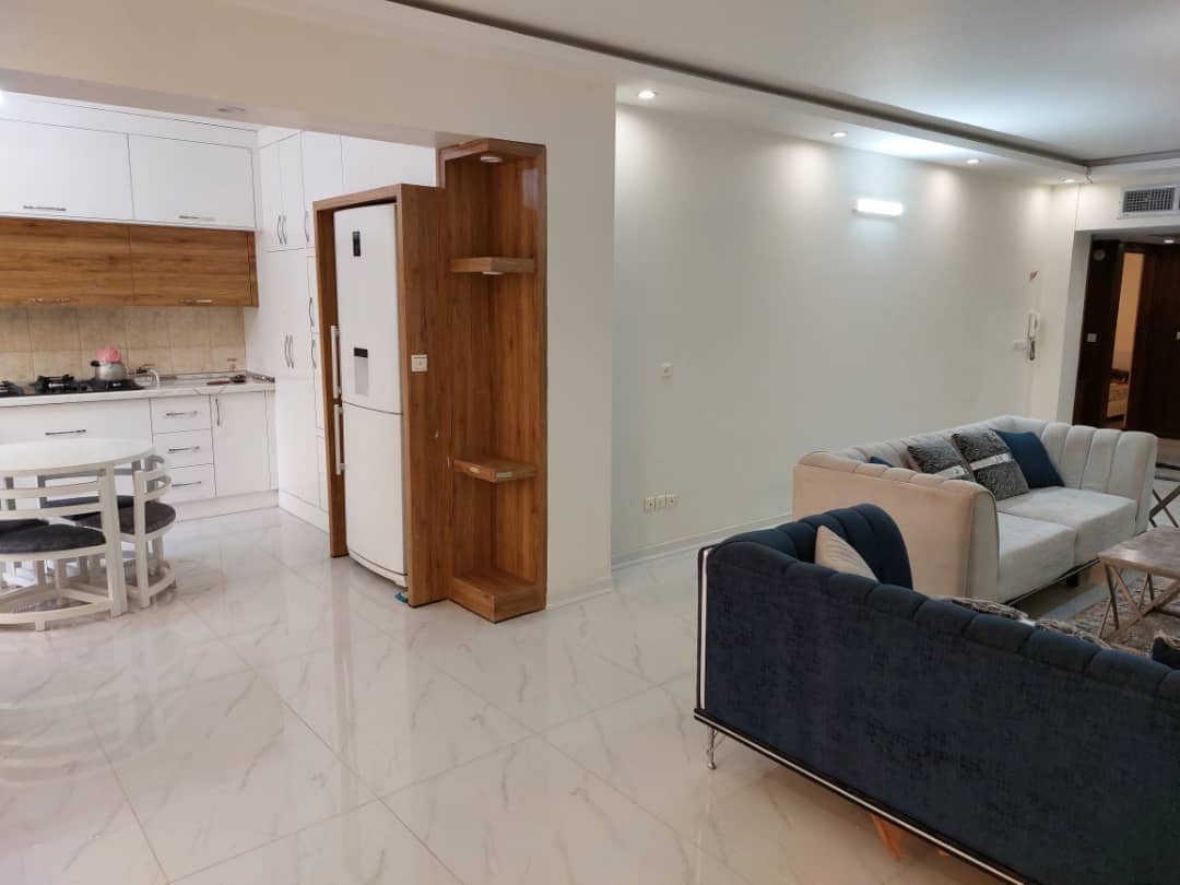 اجاره منزل آپارتمانی در پل خواجو - دوخوابه طبقه دوم