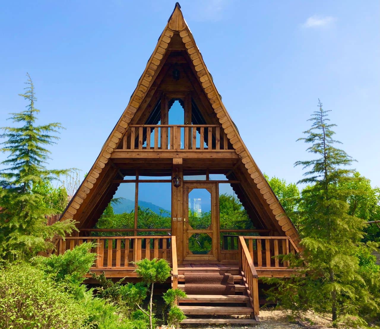 اجاره کلبه سوئیسی استخردار در نیاسته رامسر - اناناس