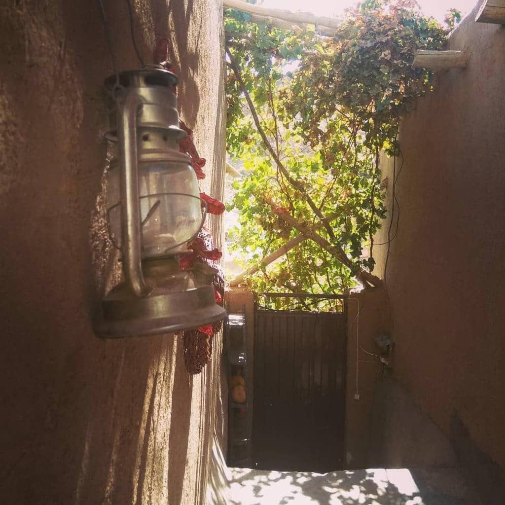 اجاره اتاق سنتی در قلعه بالا شاهرود - اتاق2