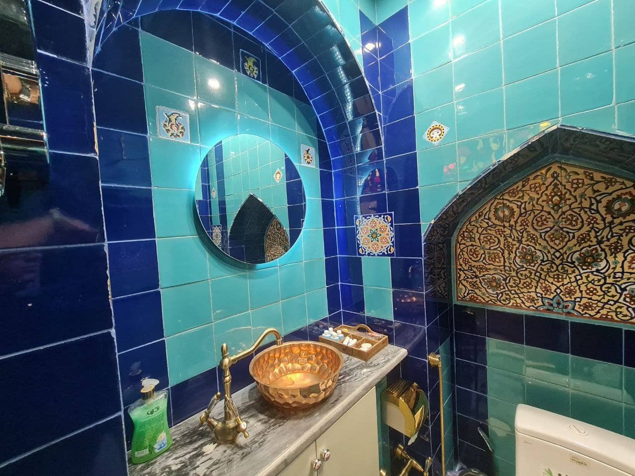 اجاره اتاق سنتی در نقش جهان اصفهان - بی بی مریم