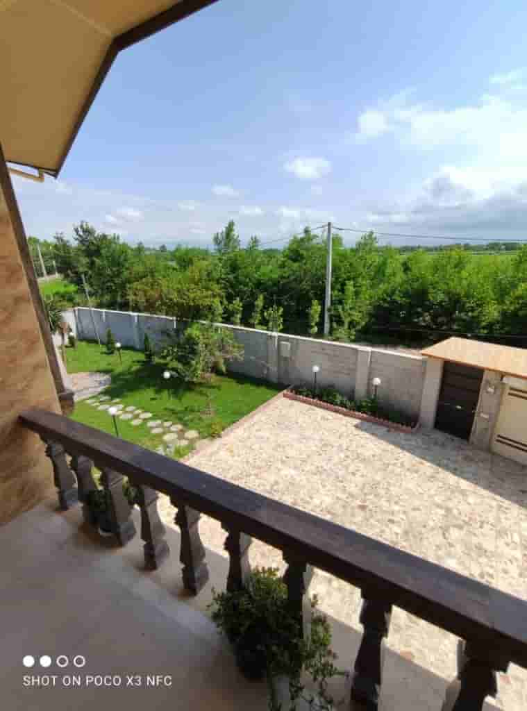 عکس ویلا با استخرسرپوشیده آبگرم در روستای چوکام خمام