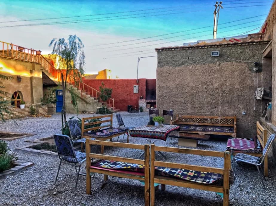بومگردی در روستا غرقان گلپایگان - یان چشمه