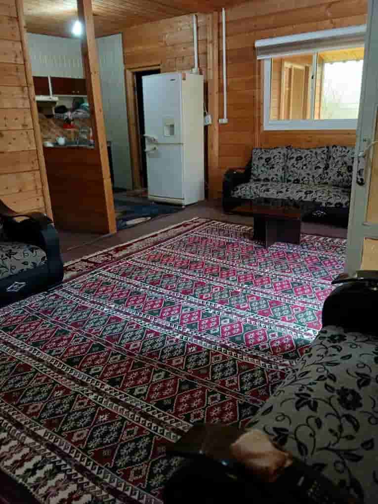 عکس کلبه چوبی جنگلی در روستای دیگا ماسال