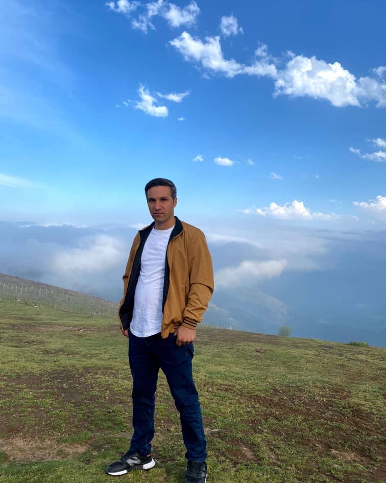 hostIntroImage-بهمن قلندرزاده