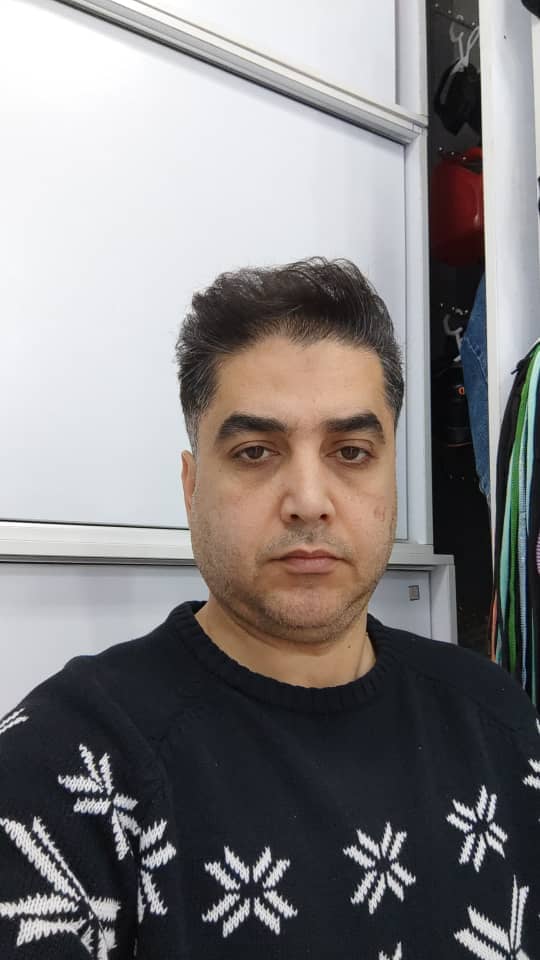 hostIntroImage-رضا محمدی زاد