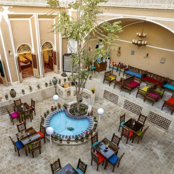 hostIntroImage-سهیل طحان زاده