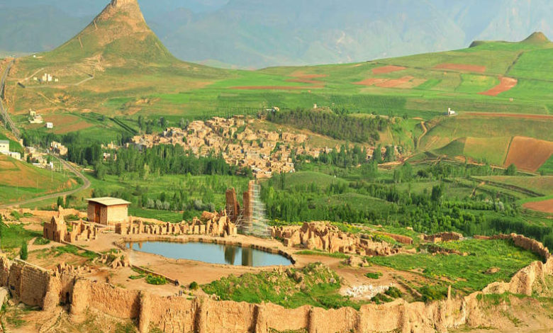 دریاچه تخت سلیمان
