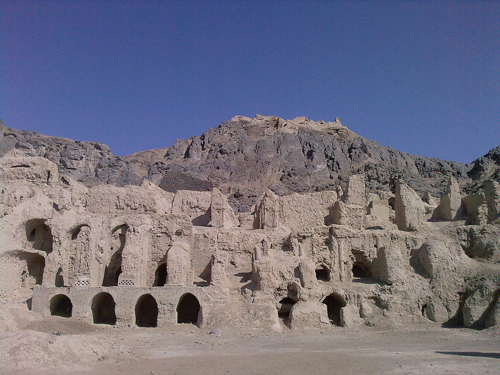 فراموش شده ای به نام استان سیستان و بلوچستان 2 قلعه-کاخا-درون-کوه-خواجه