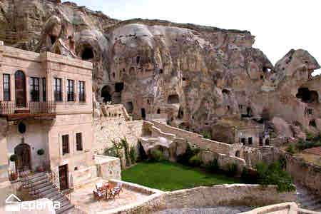 مسجد صخره ای